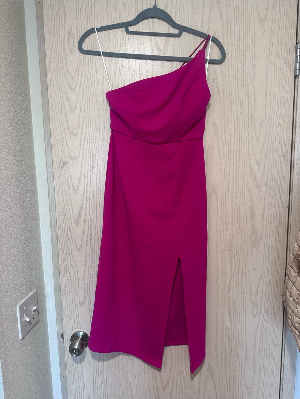 Hello Molly One-Shoulder Fuchsia Midi Dress